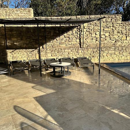 Appartement Avec Piscine Privee Dans Residence Pour 6 Personnes Uzès Kültér fotó