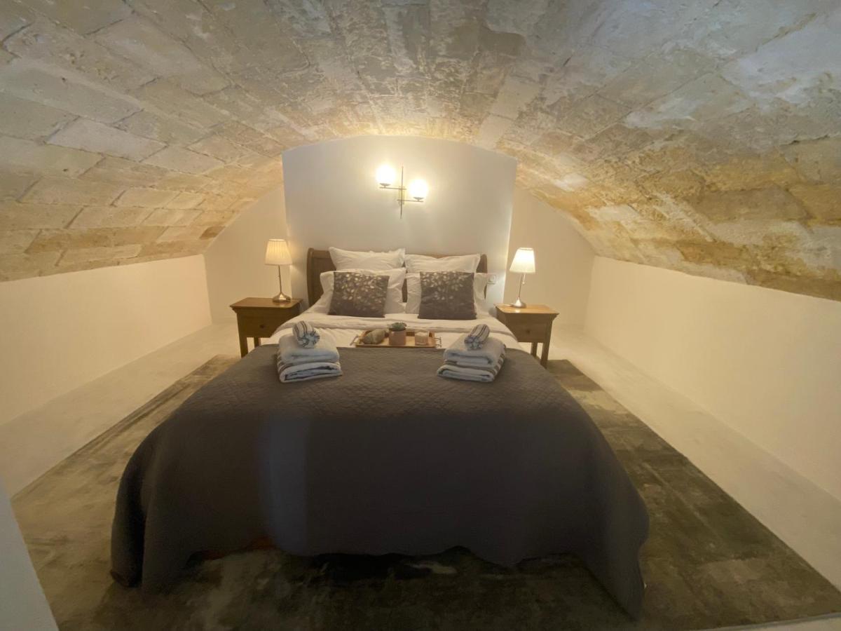 Appartement Avec Piscine Privee Dans Residence Pour 6 Personnes Uzès Kültér fotó