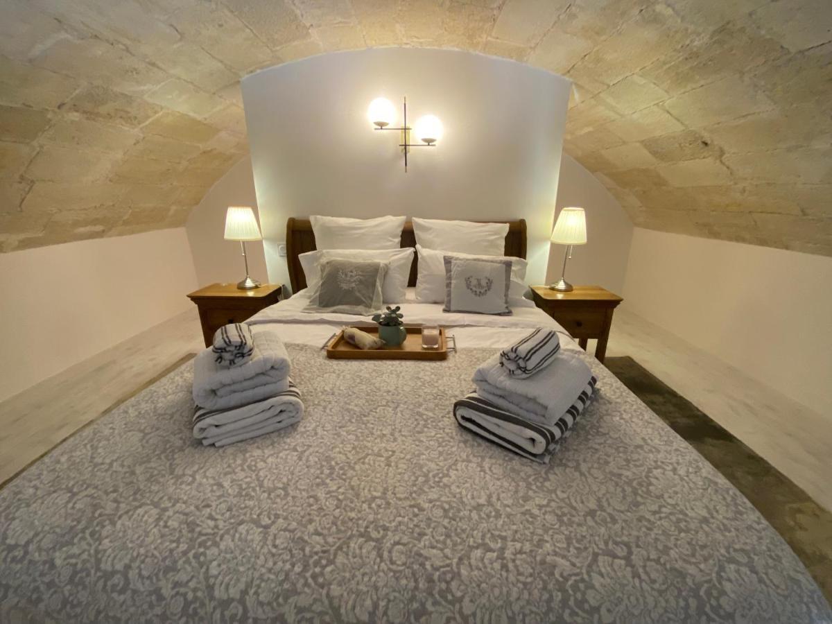 Appartement Avec Piscine Privee Dans Residence Pour 6 Personnes Uzès Kültér fotó