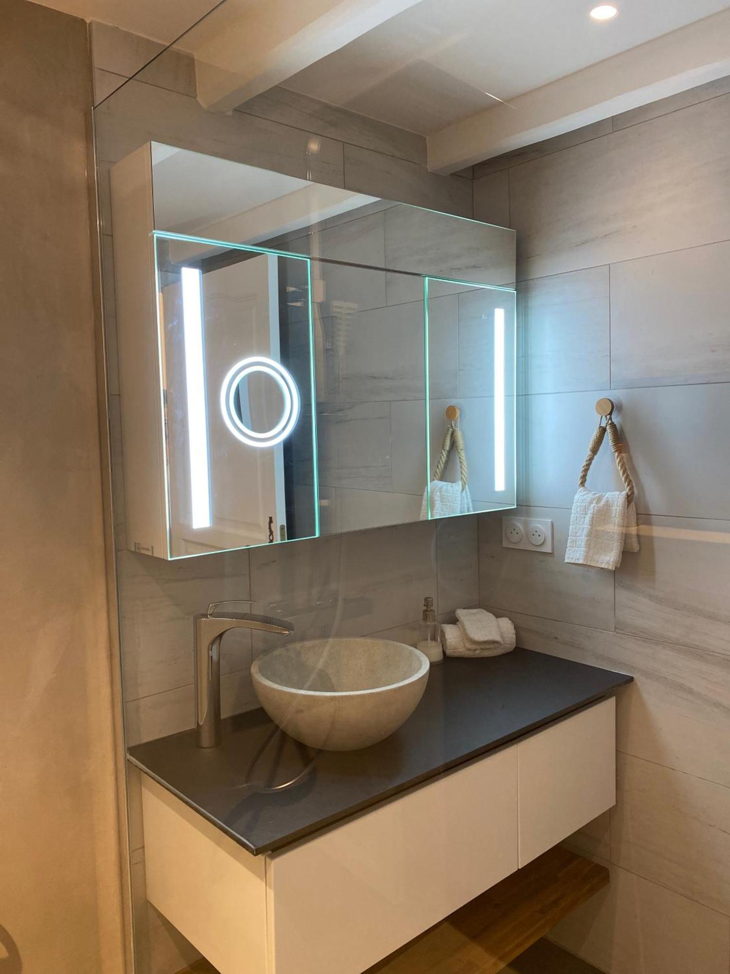 Appartement Avec Piscine Privee Dans Residence Pour 6 Personnes Uzès Kültér fotó