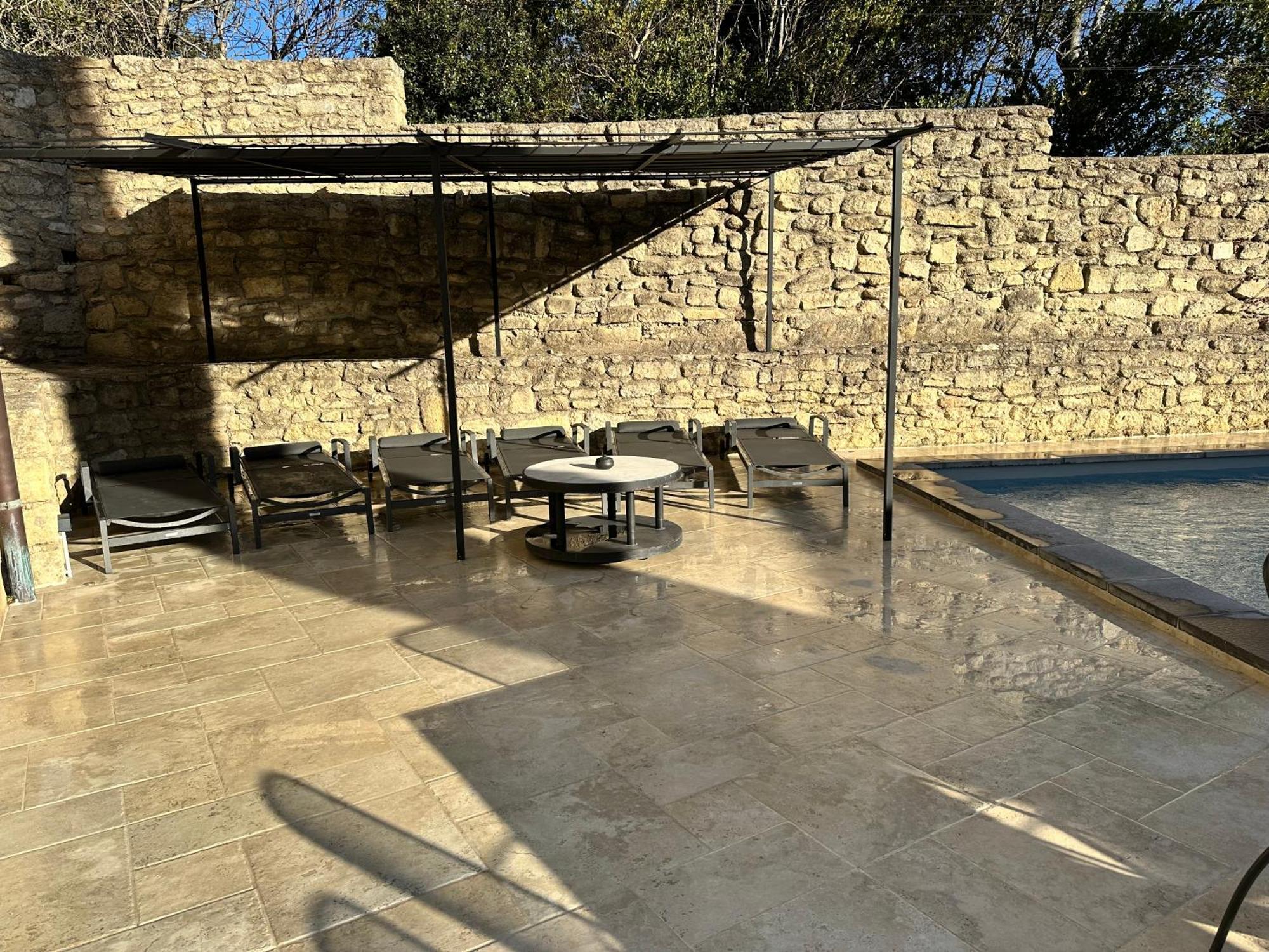 Appartement Avec Piscine Privee Dans Residence Pour 6 Personnes Uzès Kültér fotó