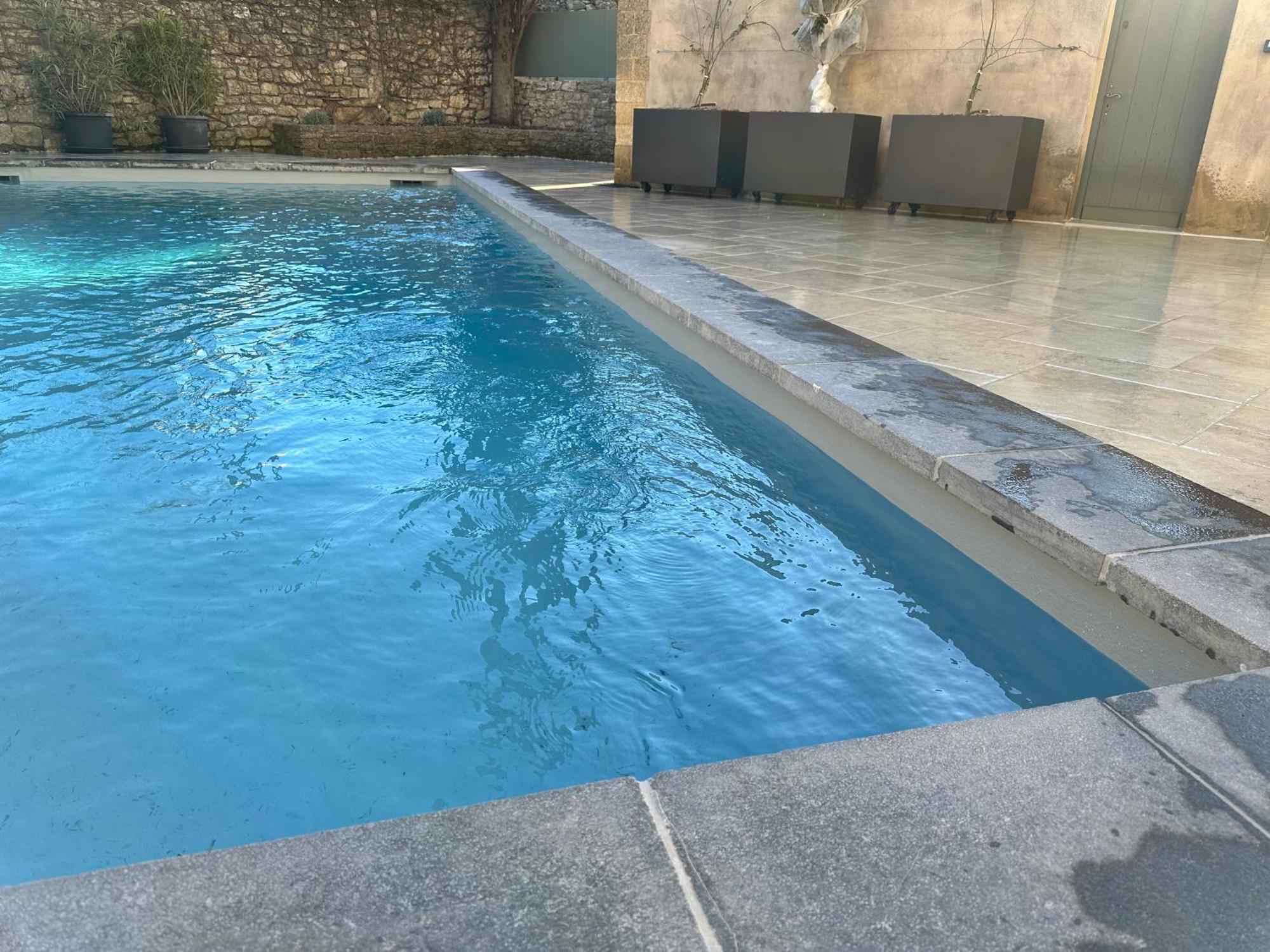 Appartement Avec Piscine Privee Dans Residence Pour 6 Personnes Uzès Kültér fotó